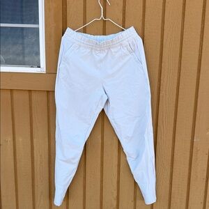 Under Armour Light Gray UA Squad Pants women’s medium NWT